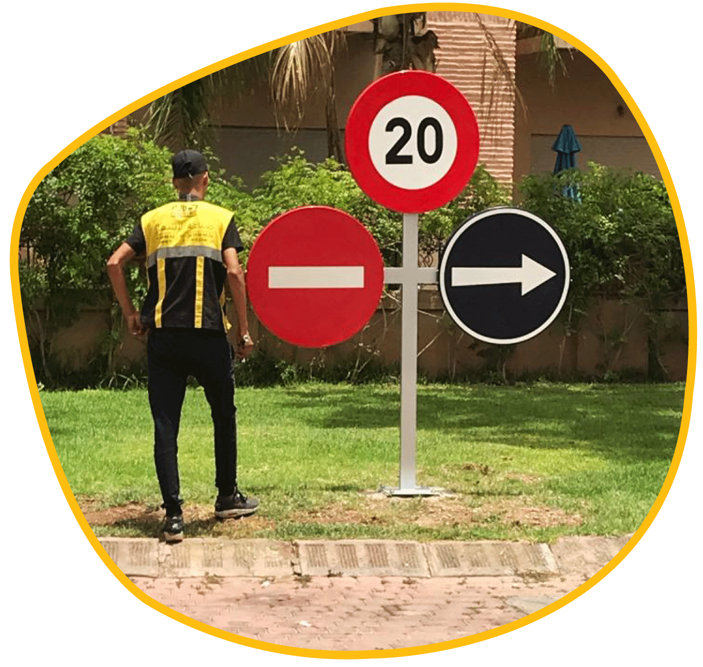 Safety signage plate