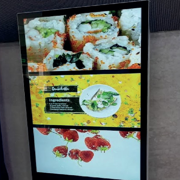 Interactive advertising totem Marrakech